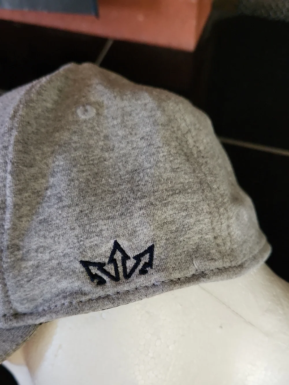 Essential Caps Italia Hat - Picture 4 of 7